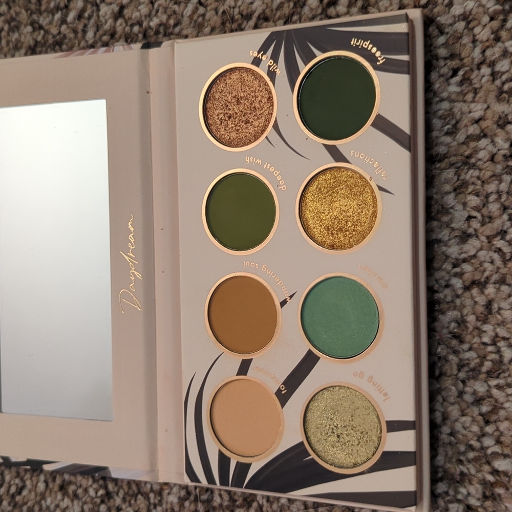 Kara Beauty, Daydream palette
